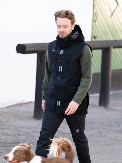Uhip Men's Regular Pro Dog Trainer Vest in Jet Black – product photograph 5 