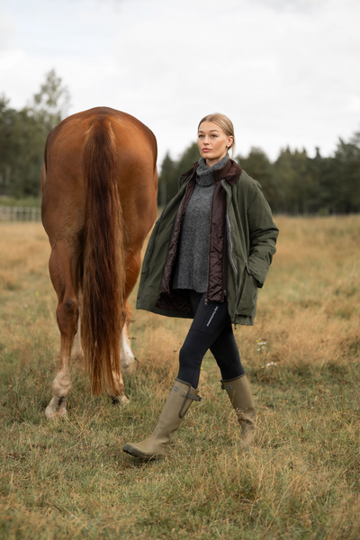 Uhip Field Jacket in Dark Green – photograph 1 