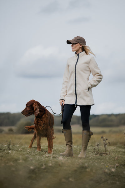 Uhip Windstopper Pile Long Jacket in Off White – photograph 3 