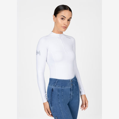 Women’s white technical base layer with long sleeves and half zip, breathable 360 stretch performance top for riding, cycling and hiking. Front view body