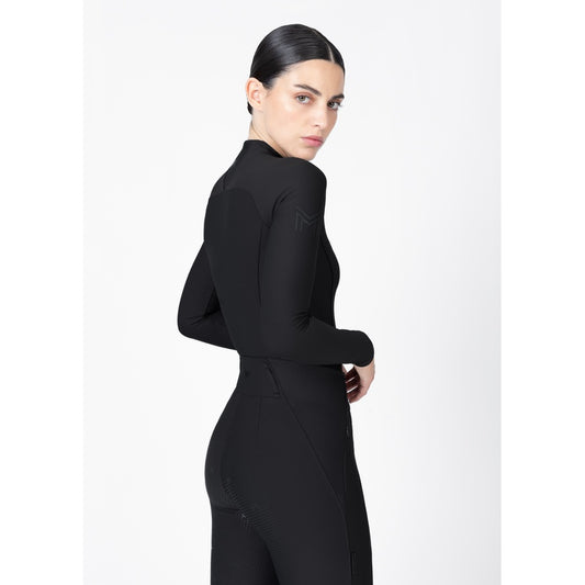 Rear fit view of black Origin Base Layer showing flattering silhouette and ergonomic seam design.

origin_base_layer_black_back_upper_detail.jpg